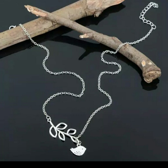 Silver Plated Bird Leaf Pendant Necklace Women - Picture 2 of 5